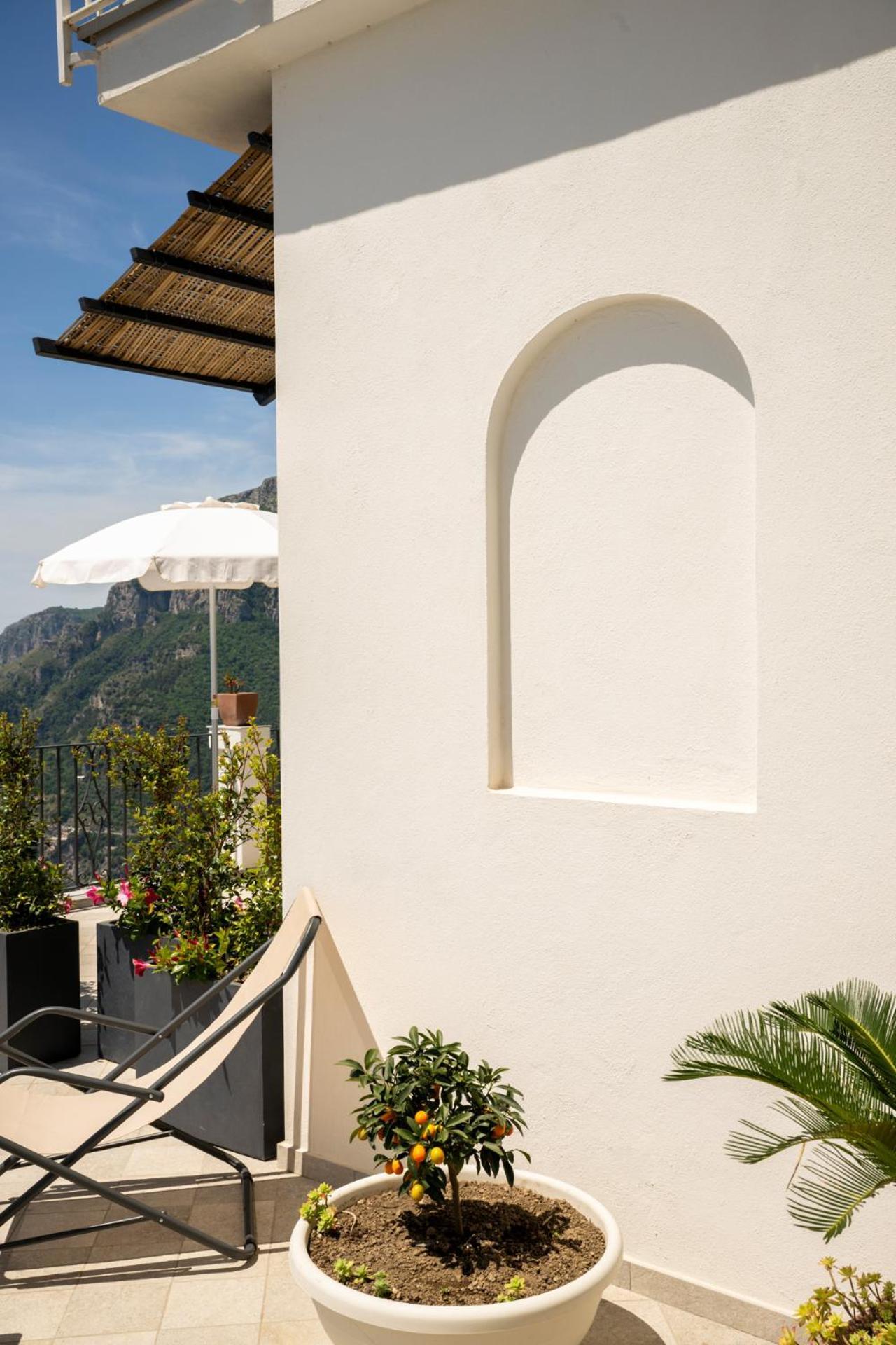 Hotel Dimora Giuela à Positano Extérieur photo